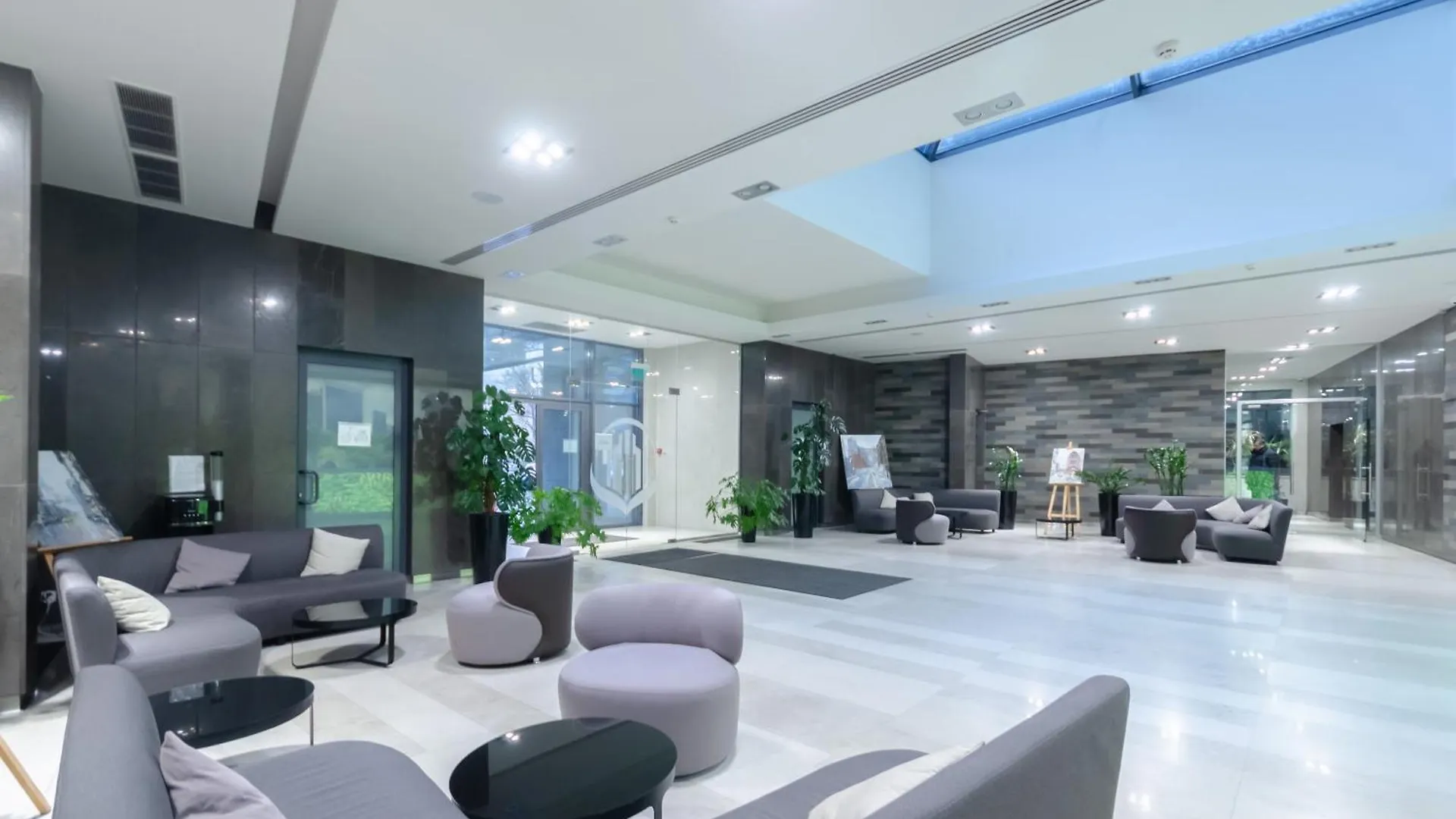 Petrovdom Apartments 12-214 In Rc Central Park, 7 John Mccain Street Kijev Ukrajna