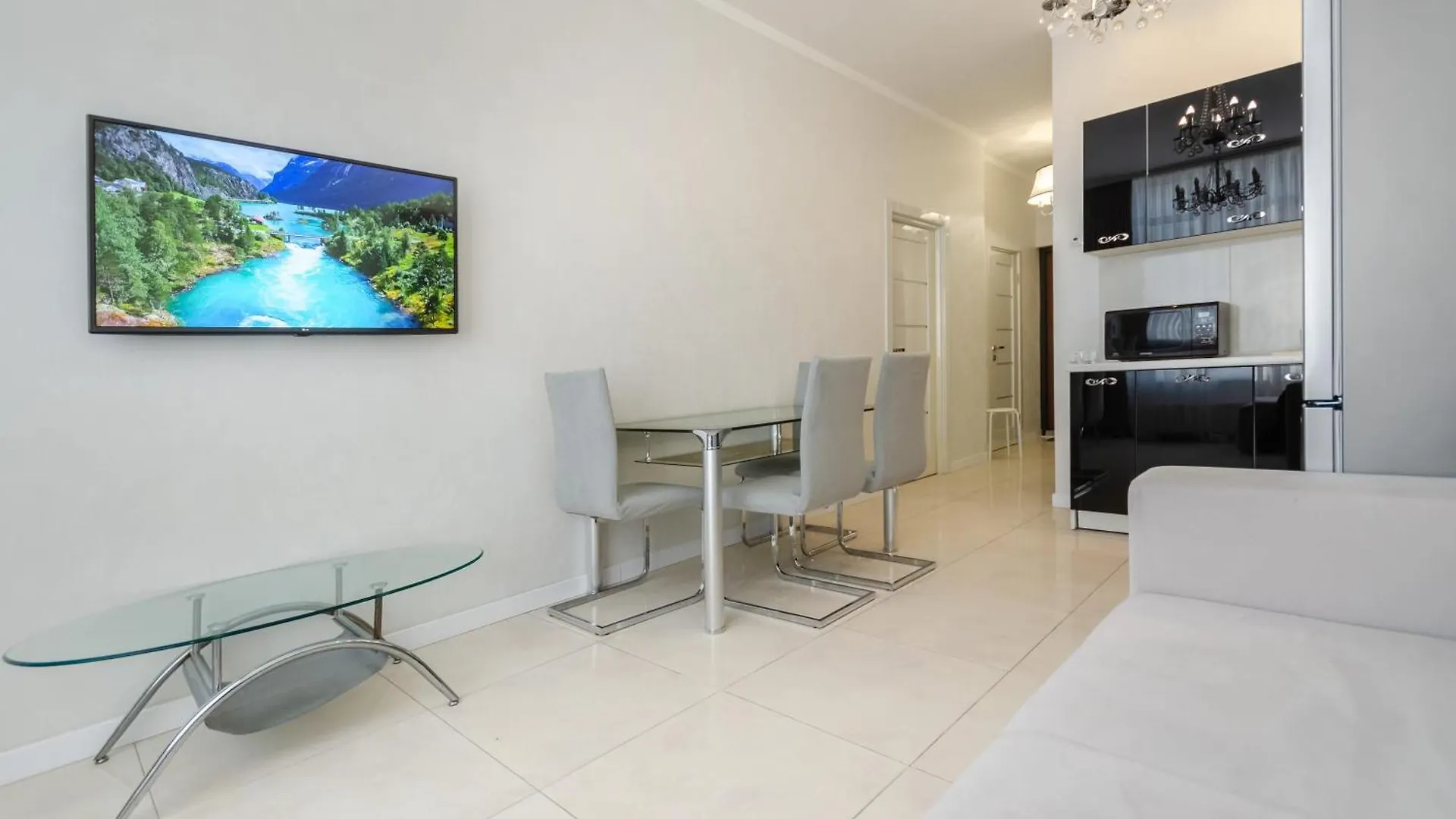 Petrovdom Apartments 12-214 In Rc Central Park, 7 John Mccain Street Kijev
