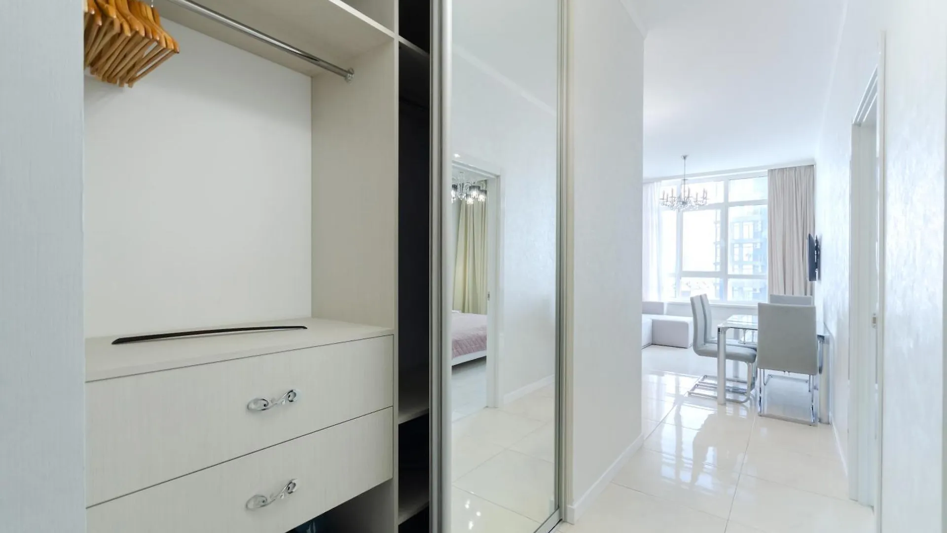 Petrovdom Apartments 12-214 In Rc Central Park, 7 John Mccain Street Kijev 0*,  Ukrajna