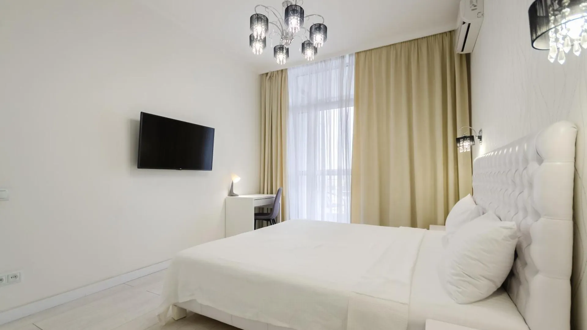 Petrovdom Apartments 12-214 In Rc Central Park, 7 John Mccain Street Kijev Ukrajna